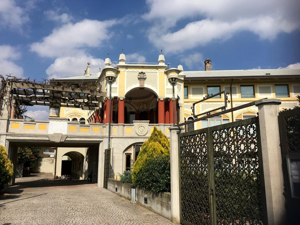 Dimora Del Barone Hotel Romagnano Sesia Exterior photo